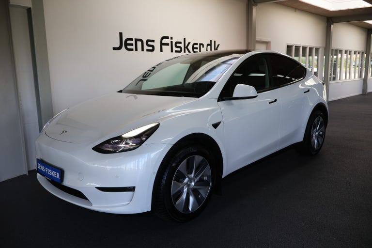 Tesla Model Y Long Range AWD