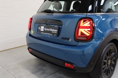 MINI Cooper SE Classic Trim