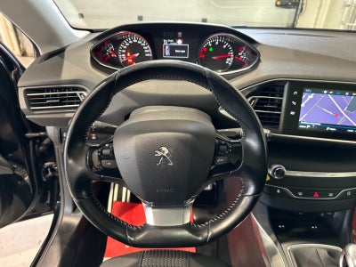 Peugeot 308 BlueHDi 120 Allure Sky SW