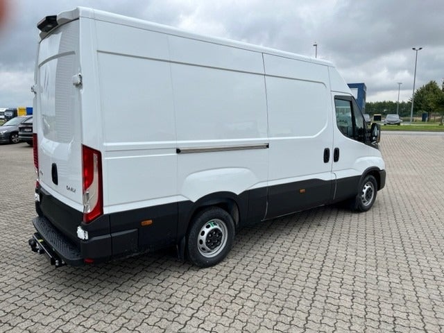 Billede af Iveco Daily 2,3 35S14 12m³ Van