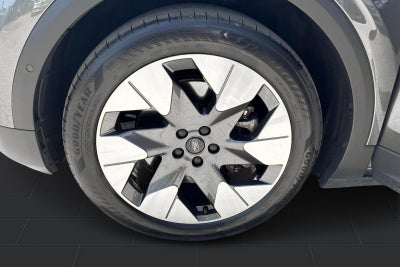 Ford Explorer Premium Extended Range