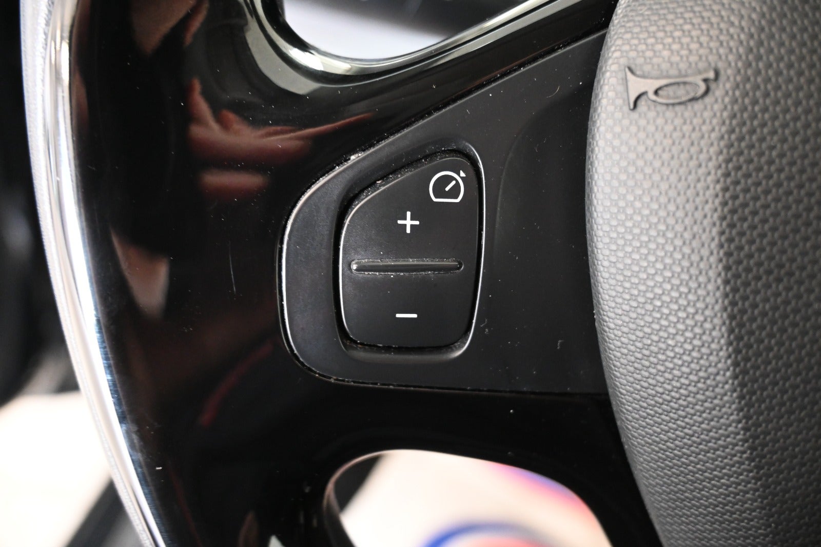 Renault Clio IV TCe 90 Expression Sport Tourer