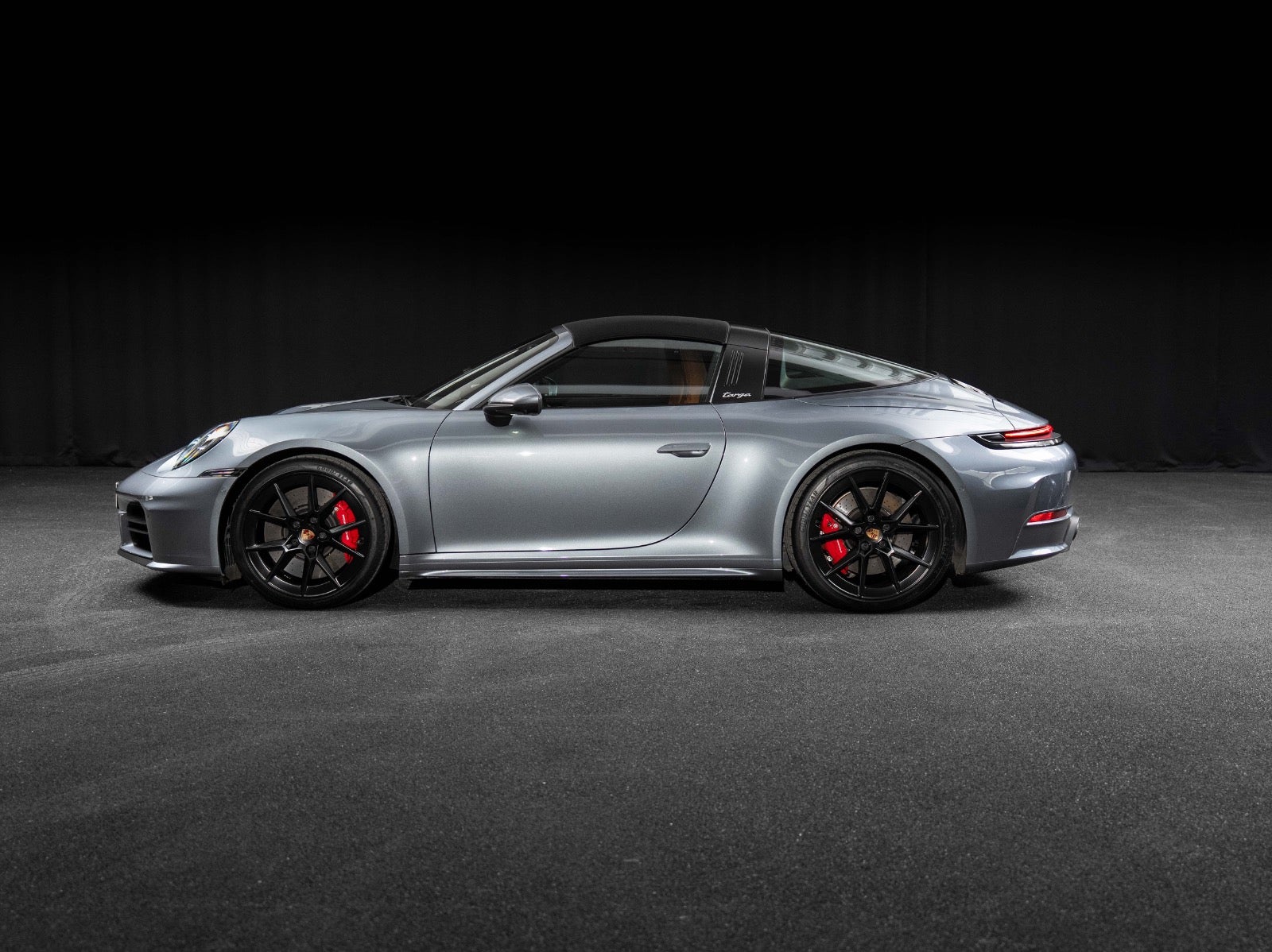 Gallery image 4 of 17