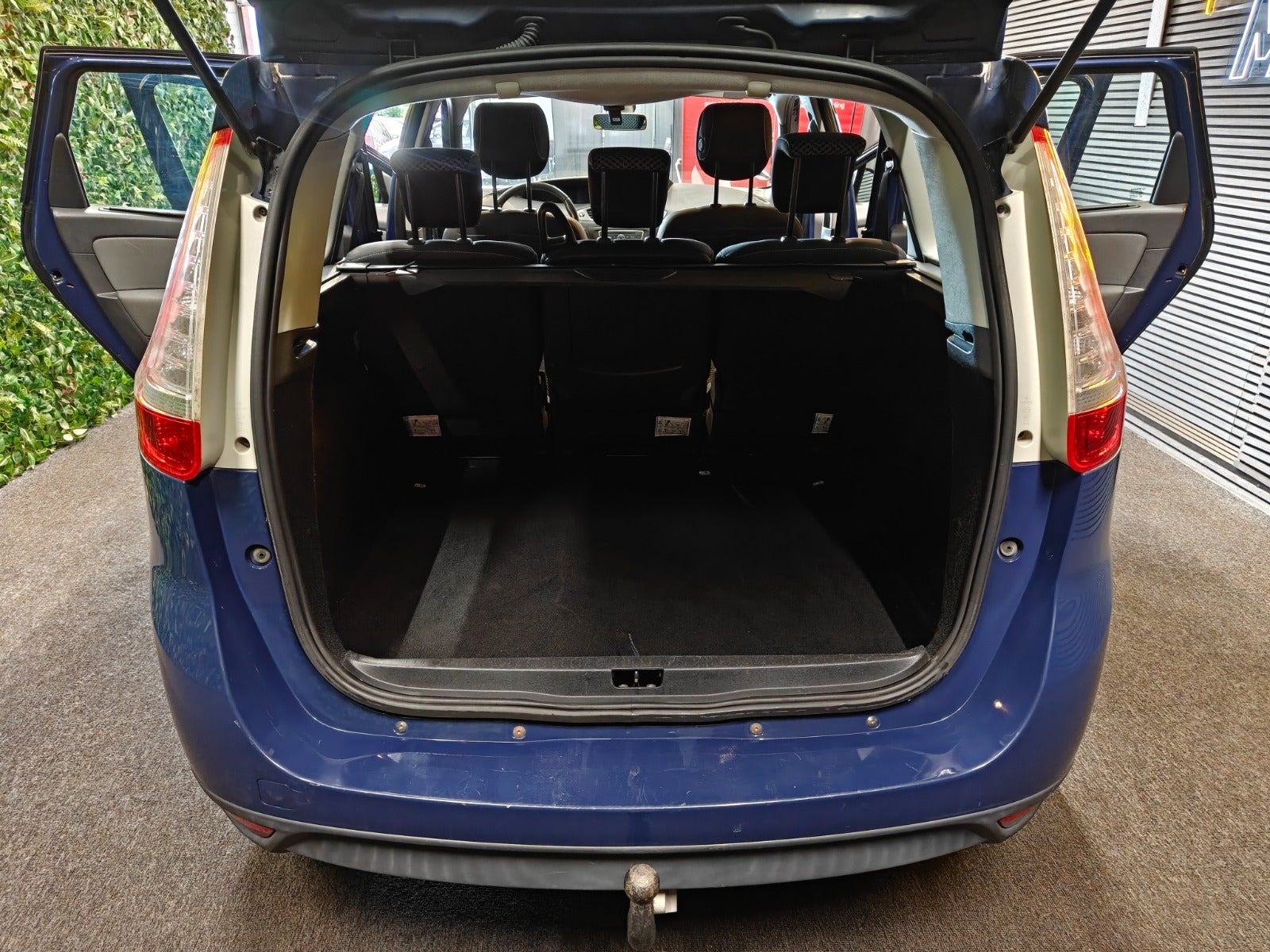 Billede af Renault Grand Scenic III 1,6 16V Authentique+