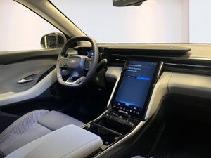 Ford Explorer Select Extended Range