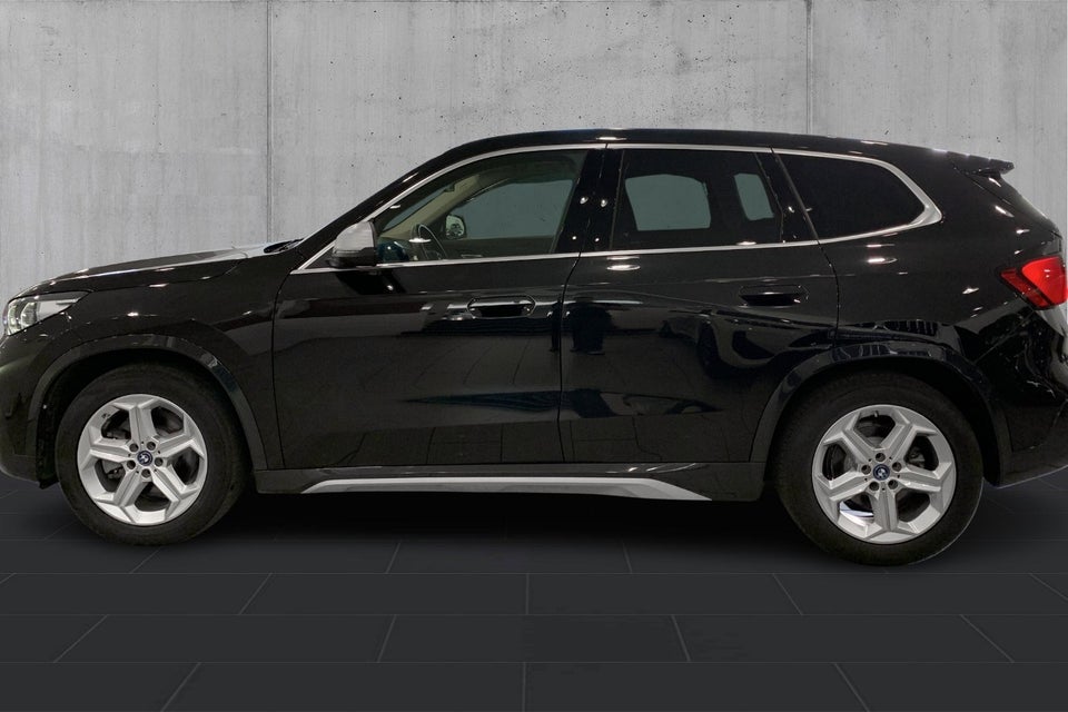 BMW iX1 xDrive30 2024