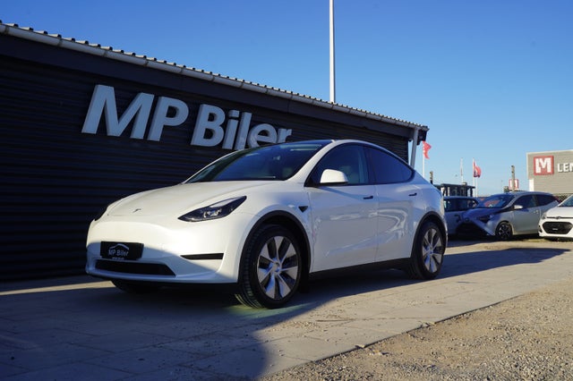Tesla Model Y  Long Range RWD