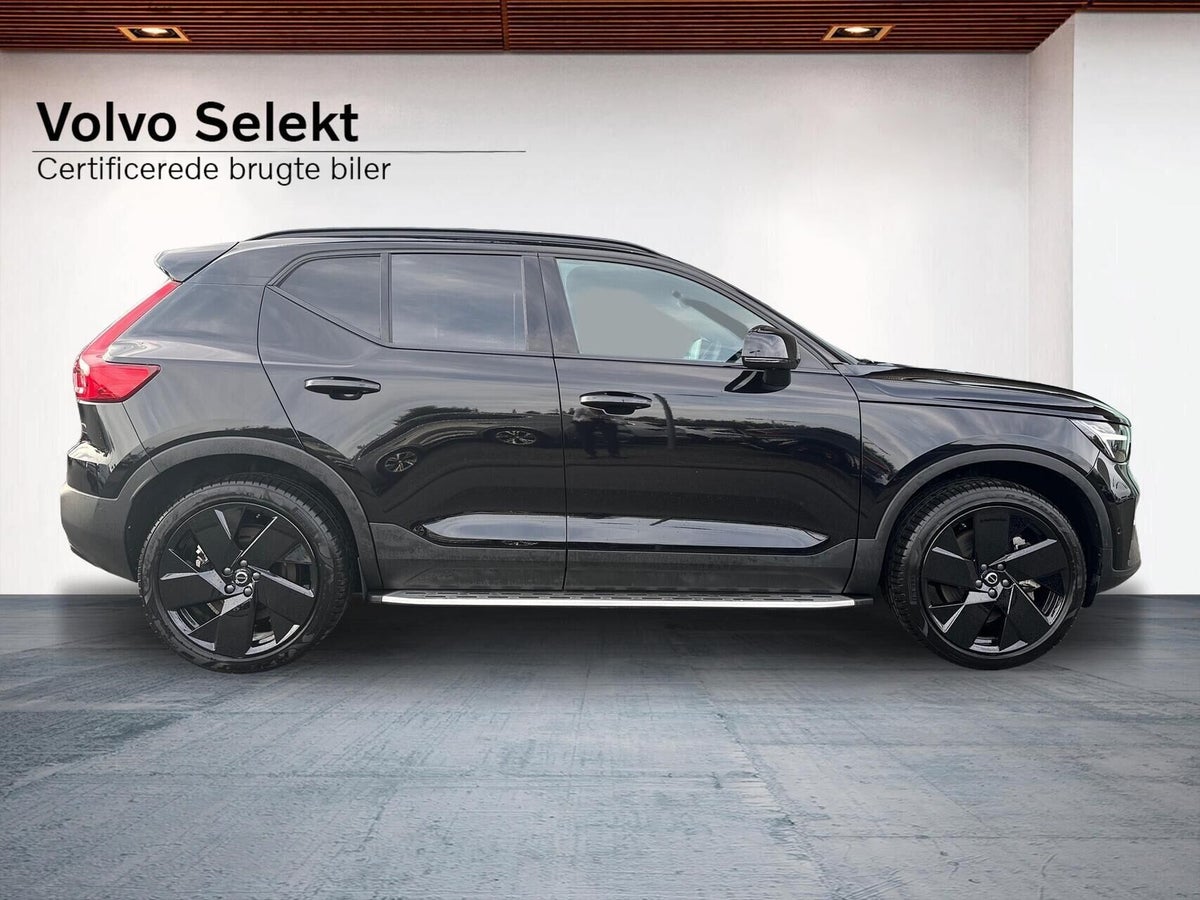 Volvo EX40 Extended Range Black Edition billede 7