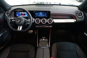 Mercedes EQB250+