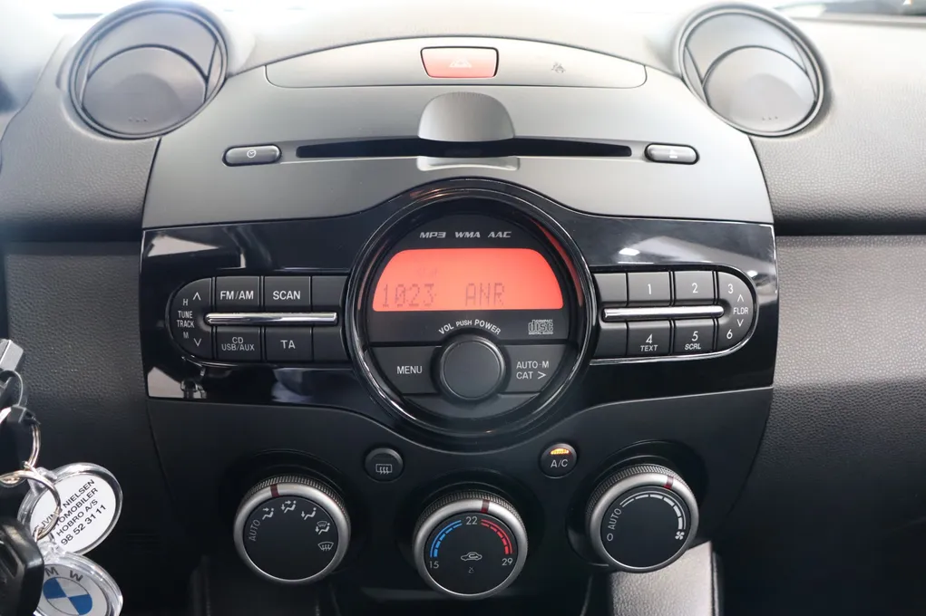 Mazda 2 Takara Edition