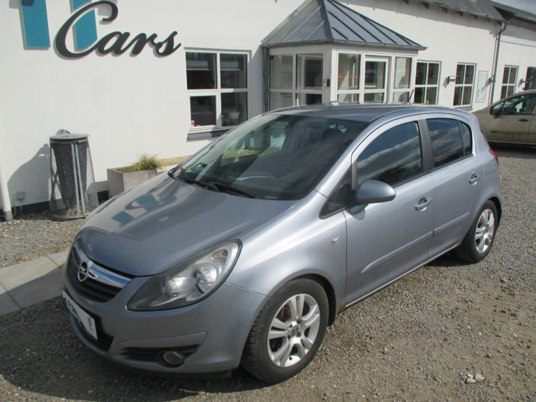 Opel Corsa 16V Essentia aut.