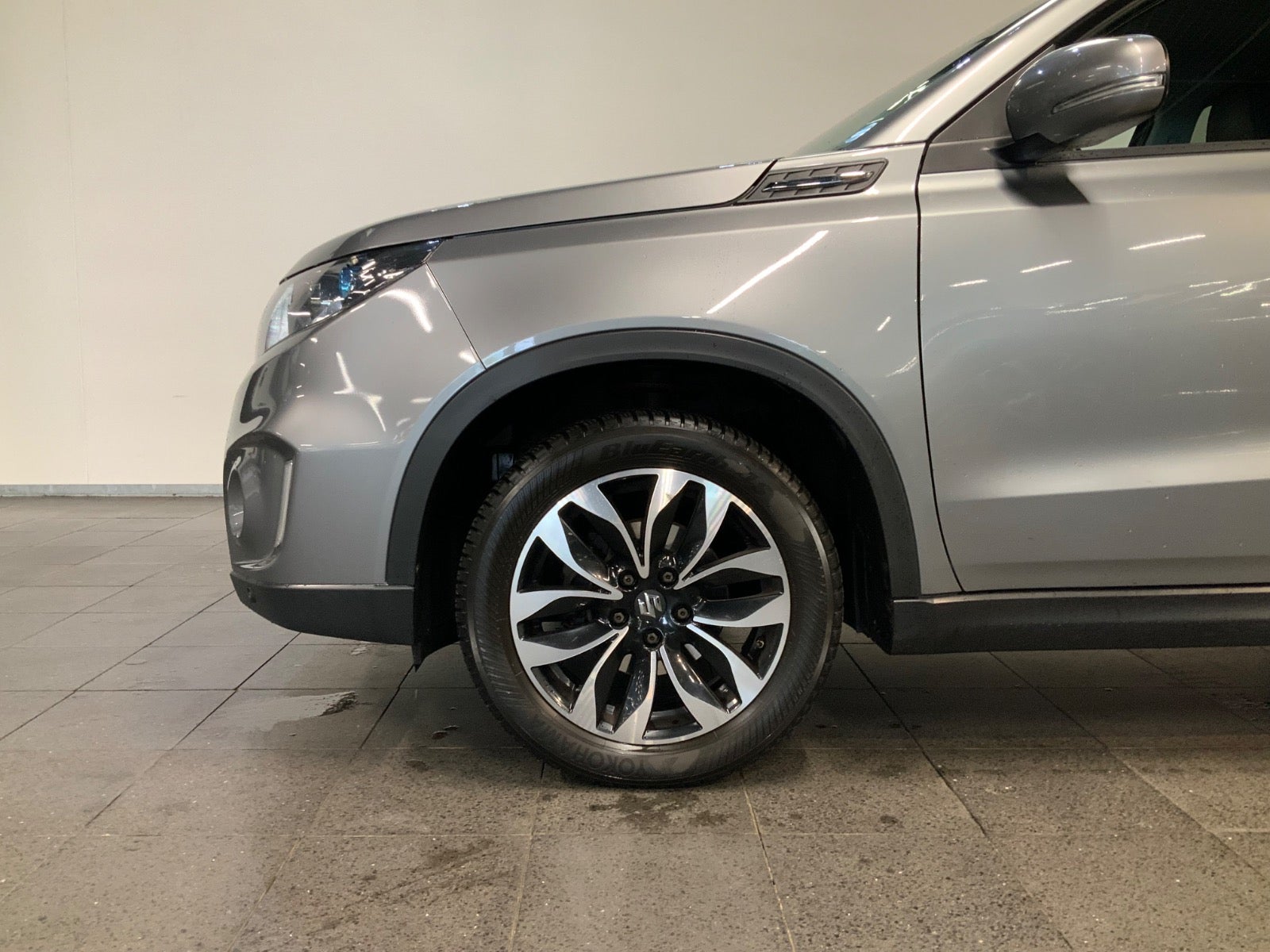 Suzuki Vitara (3/8)