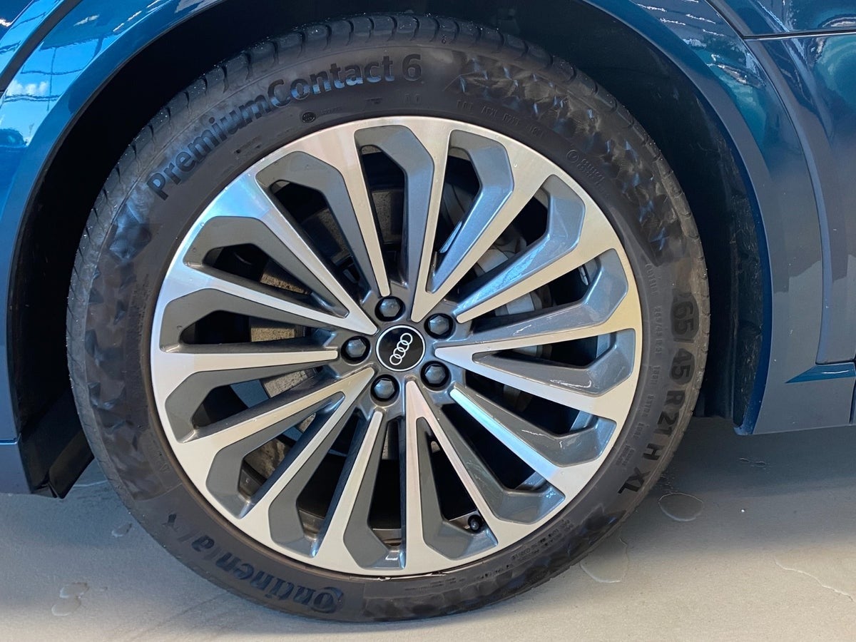 Billede af Audi e-tron 55 Advanced quattro