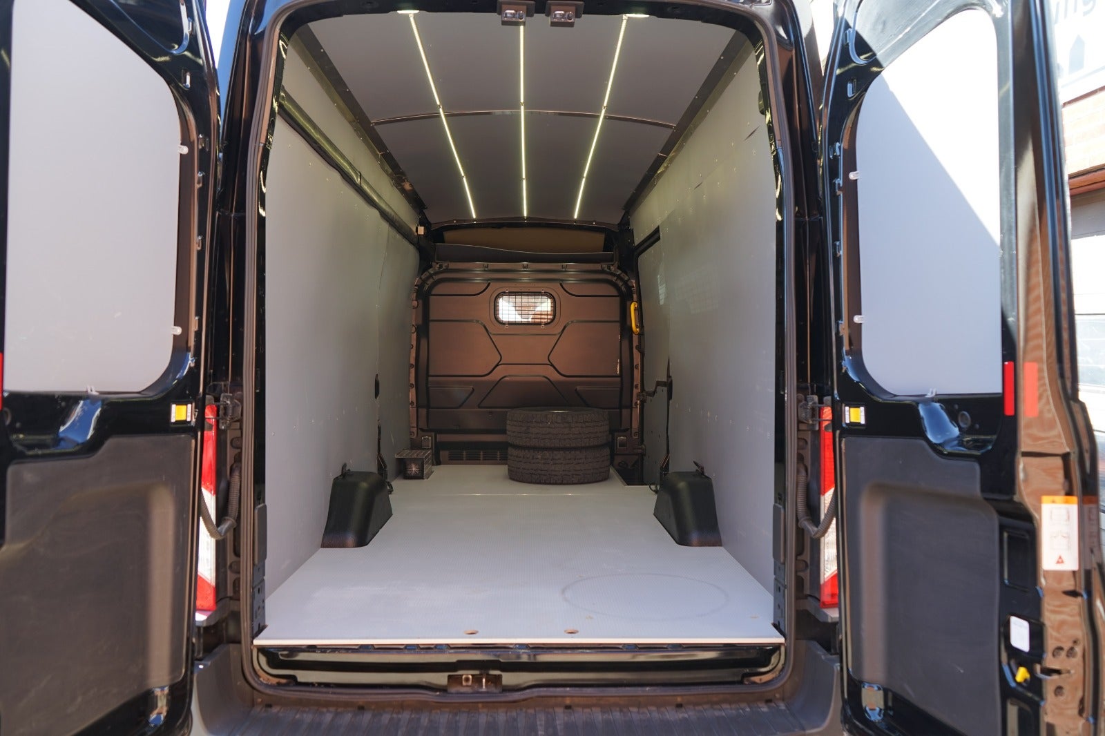 Billede af Ford Transit 350 L4 Van 2,0 TDCi 170 Trend H3 RWD