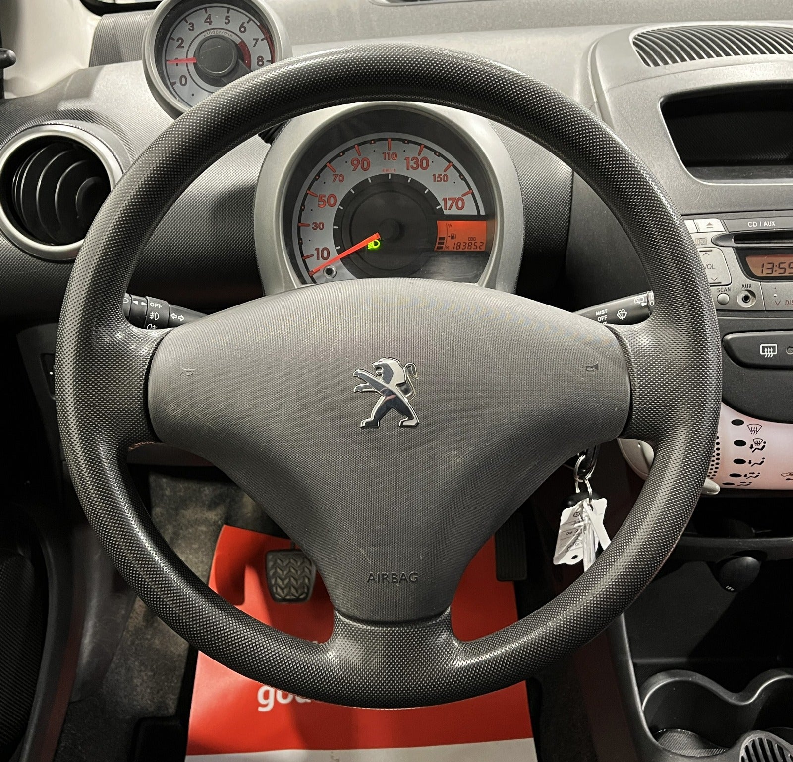 Peugeot 107 2013