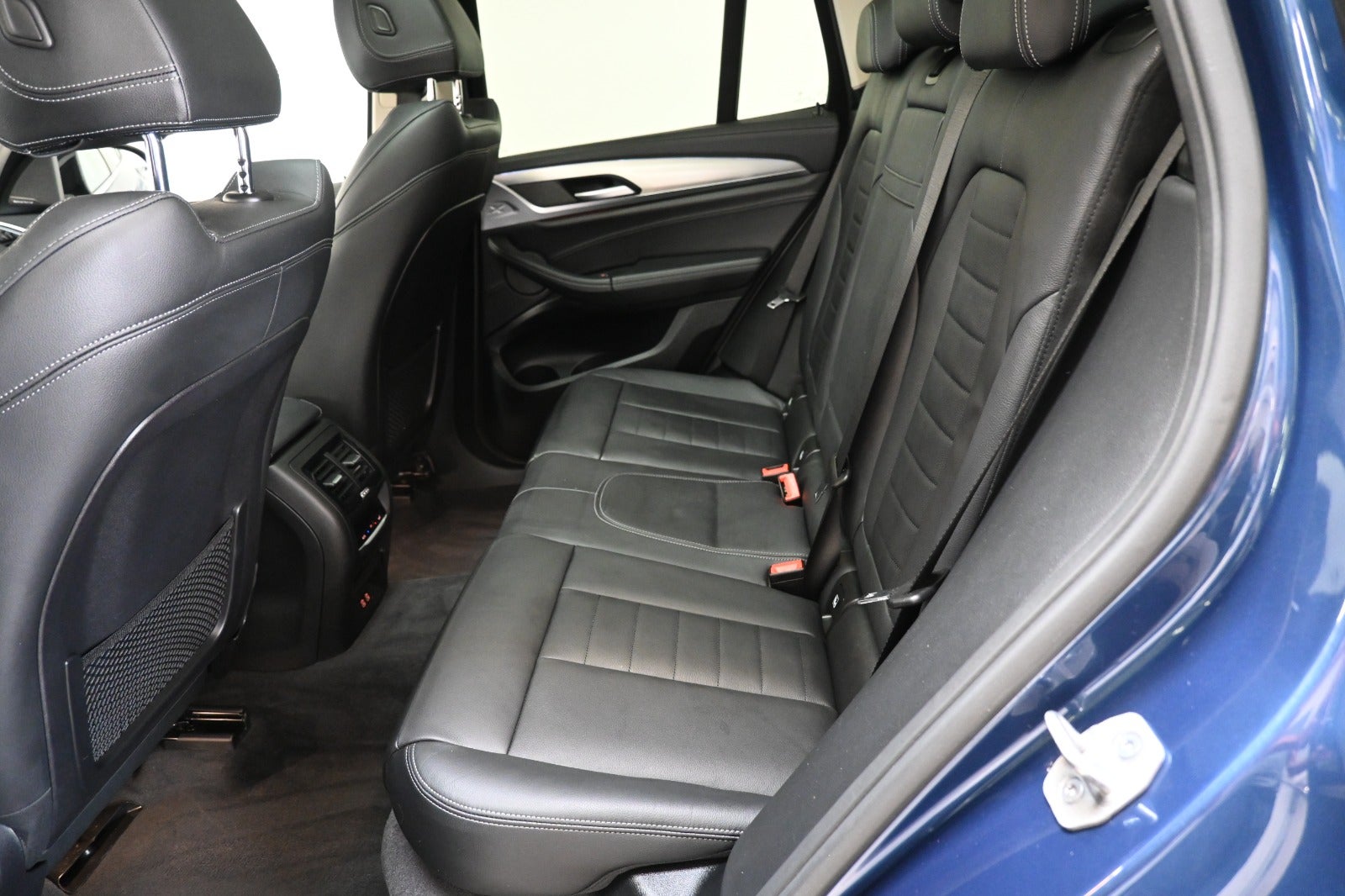BMW iX3 Charged Plus