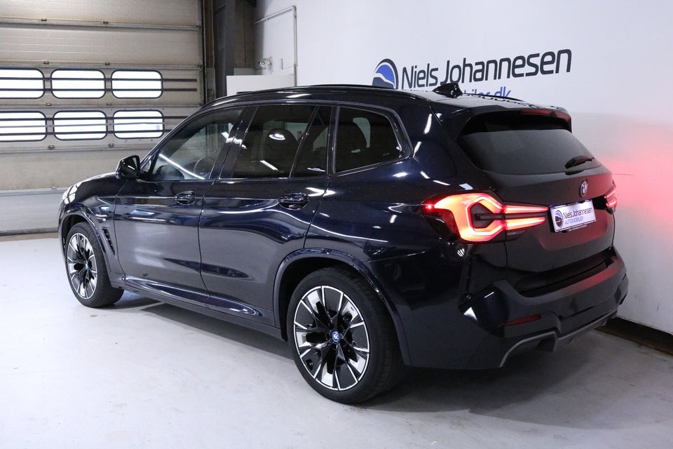 BMW iX3, Billede 2