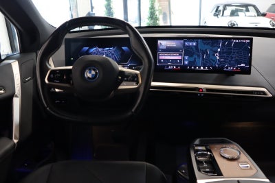 BMW iX xDrive40 Fully Charged