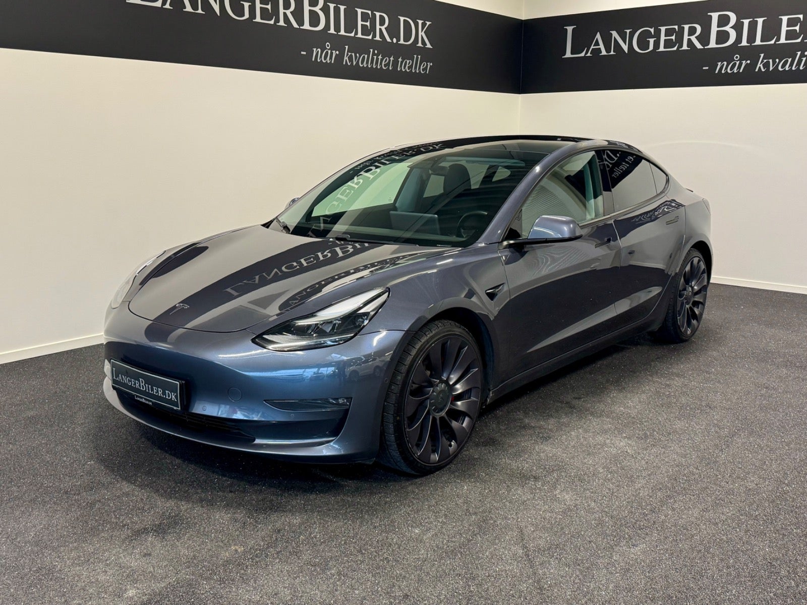 Tesla Model 3 2021