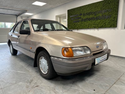 Ford Sierra 1,6i CL Benzin modelår 1989 km 205000 Beige, Nostalgisk Ford Sierra som fornyeligt er ny