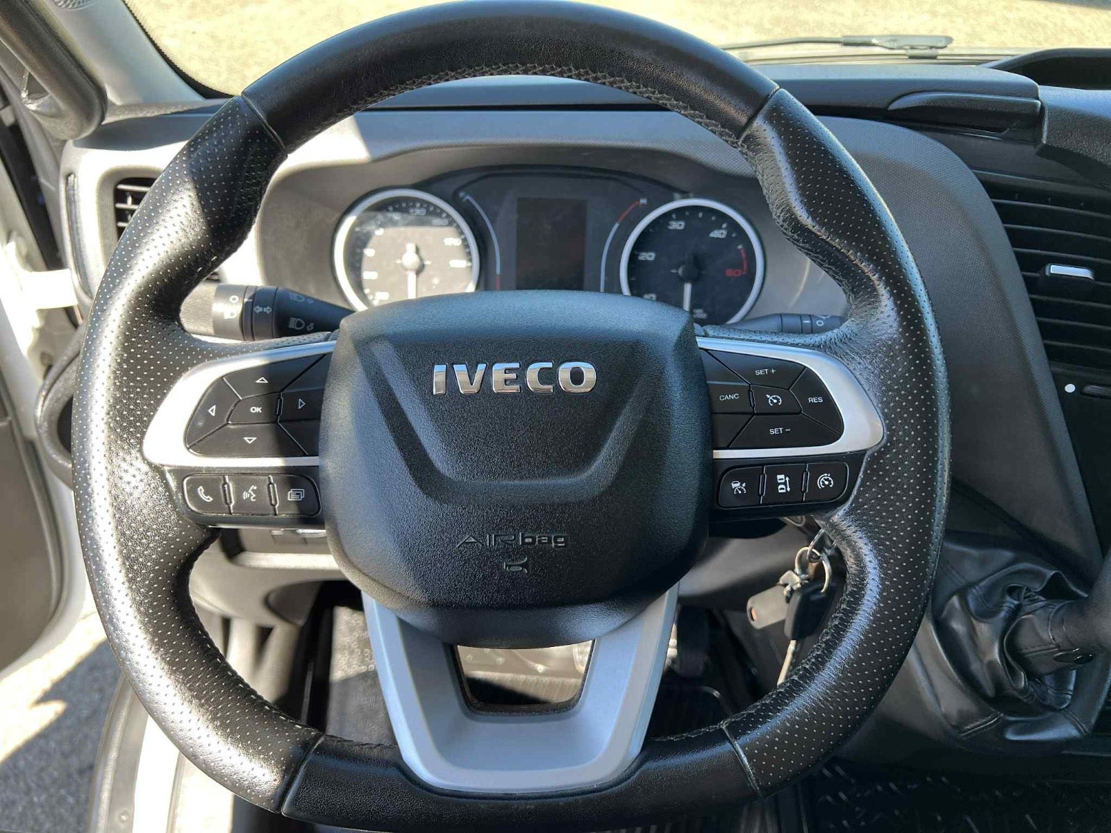 Billede af Iveco Daily 2,3 35S16 12m³ Van AG8