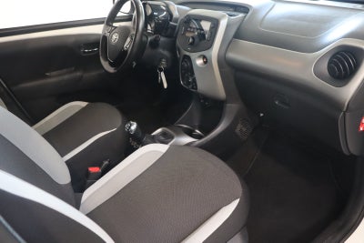 Toyota Aygo VVT-i x-play