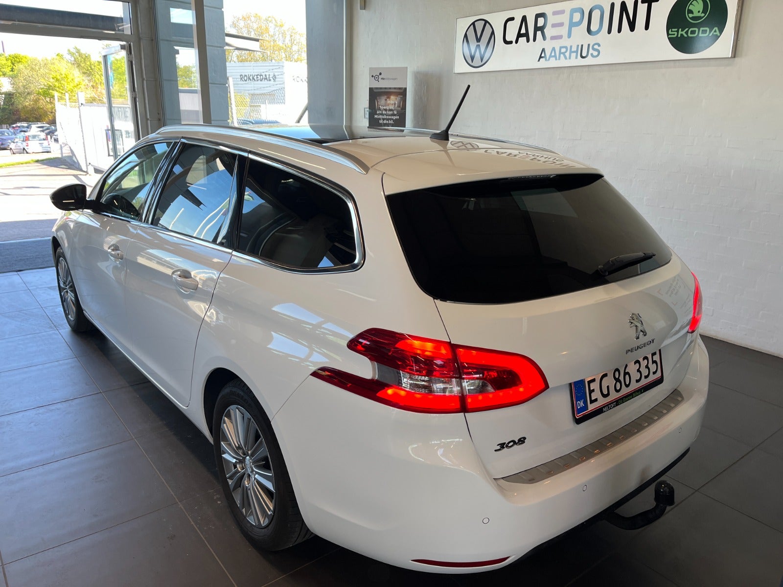 Billede af Peugeot 308 1,6 BlueHDi 120 Allure Sky SW