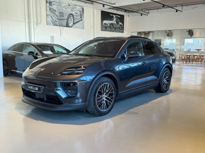 Porsche Macan   5d