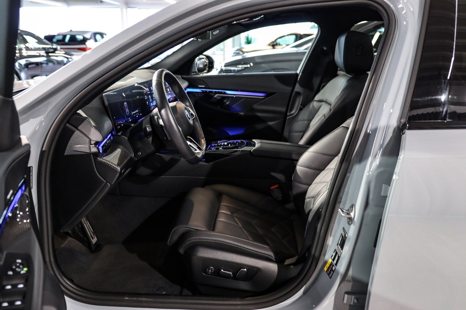 Billede af BMW i5 eDrive40 Touring Fully Charged