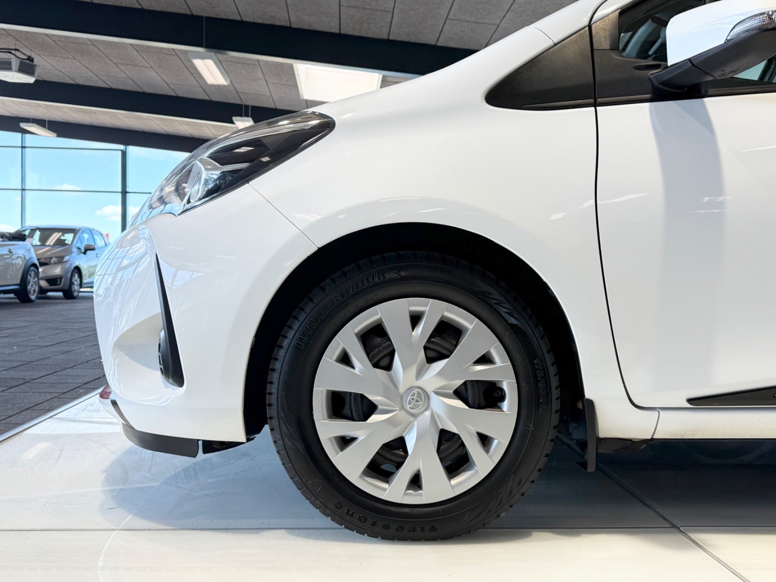 Billede af Toyota Yaris 1,0 VVT-i T1