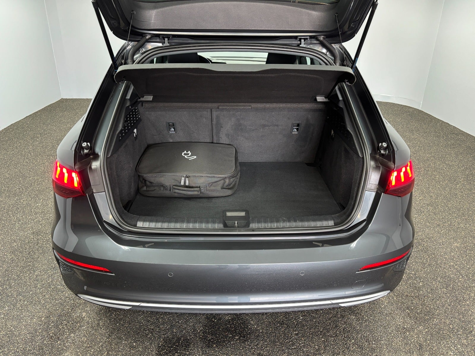 Billede af Audi A3 40 TFSi e Prestige Sportback S-tr.