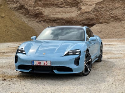 Porsche Taycan Turbo  Performance+  4d
