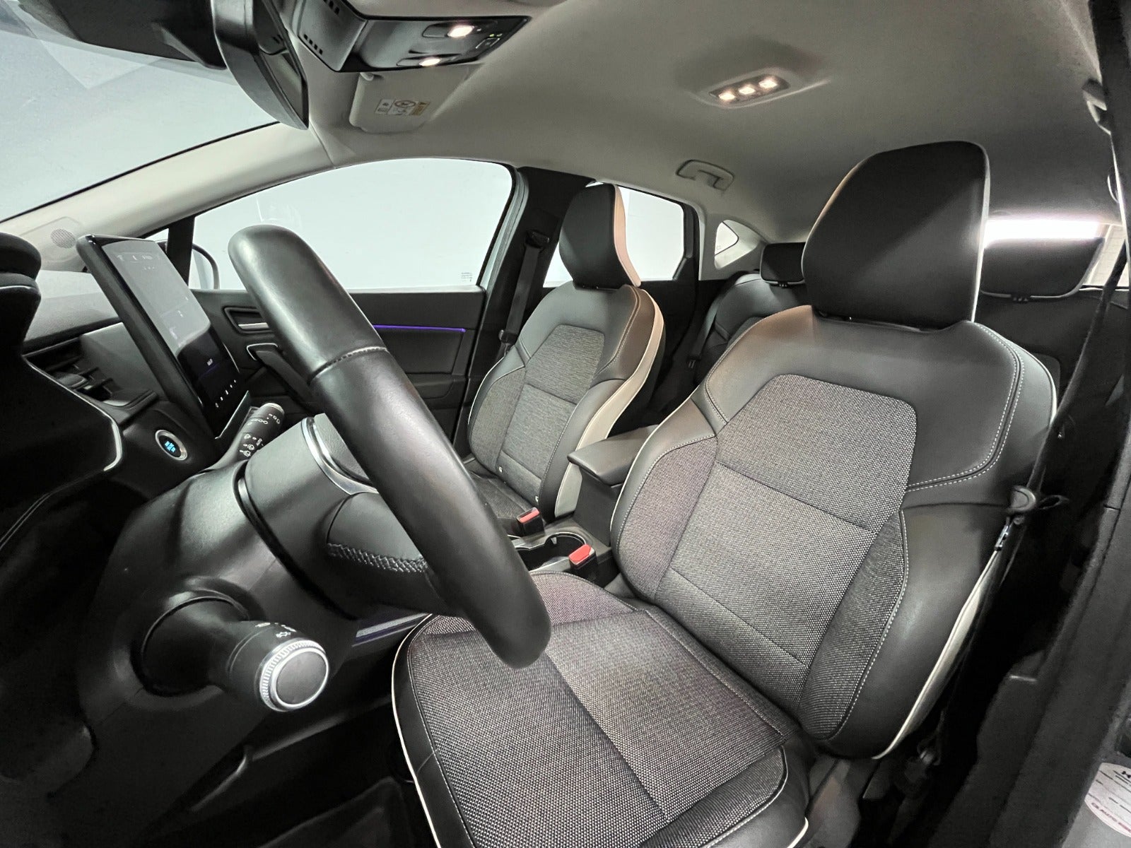 Billede af Renault Captur 1,6 E-Tech Intens