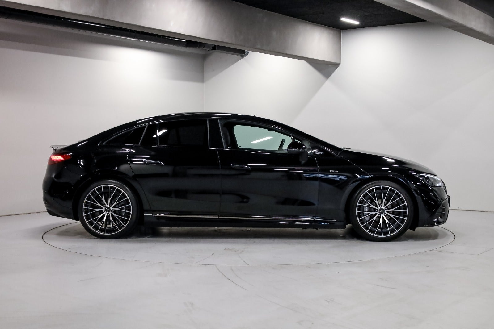 Mercedes-Benz EQE53 AMG 4Matic+
