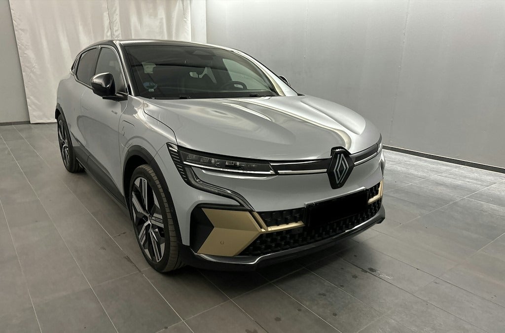 Renault Megane E-Tech Iconic