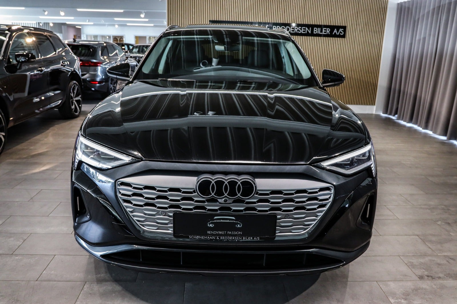 Billede af Audi Q8 e-tron 55 Advanced quattro