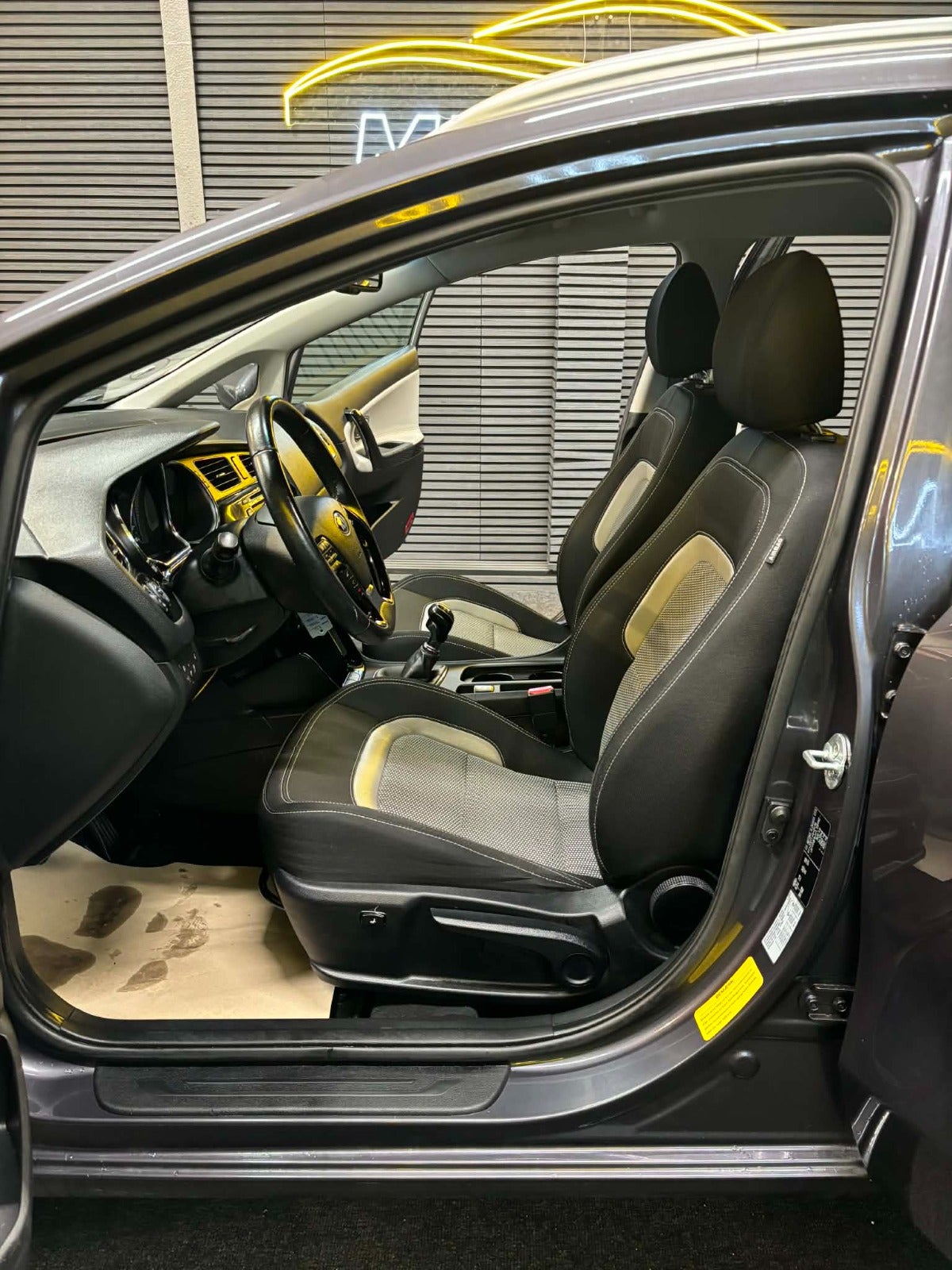 Billede af Kia Ceed 1,6 CRDi 128 Platinium Edition SW