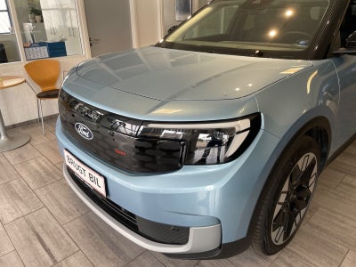 Ford Explorer Select Extended Range AWD  