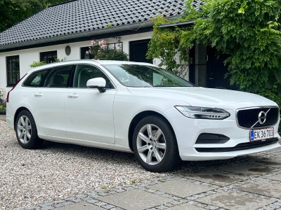 Volvo V90 2,0 T5 254 Momentum aut. 5d