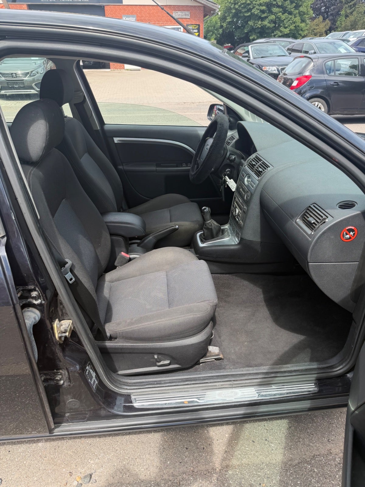 Billede af Ford Mondeo 2,0 145 Ambiente