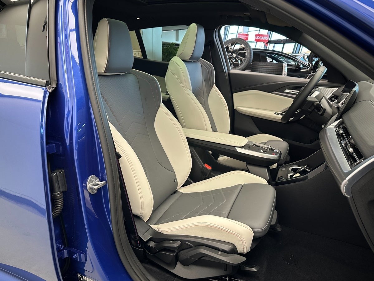 Billede af BMW iX2  eDrive20 M-Sport