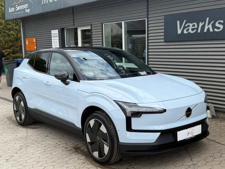 Volvo EX30 Extended Range Ultra