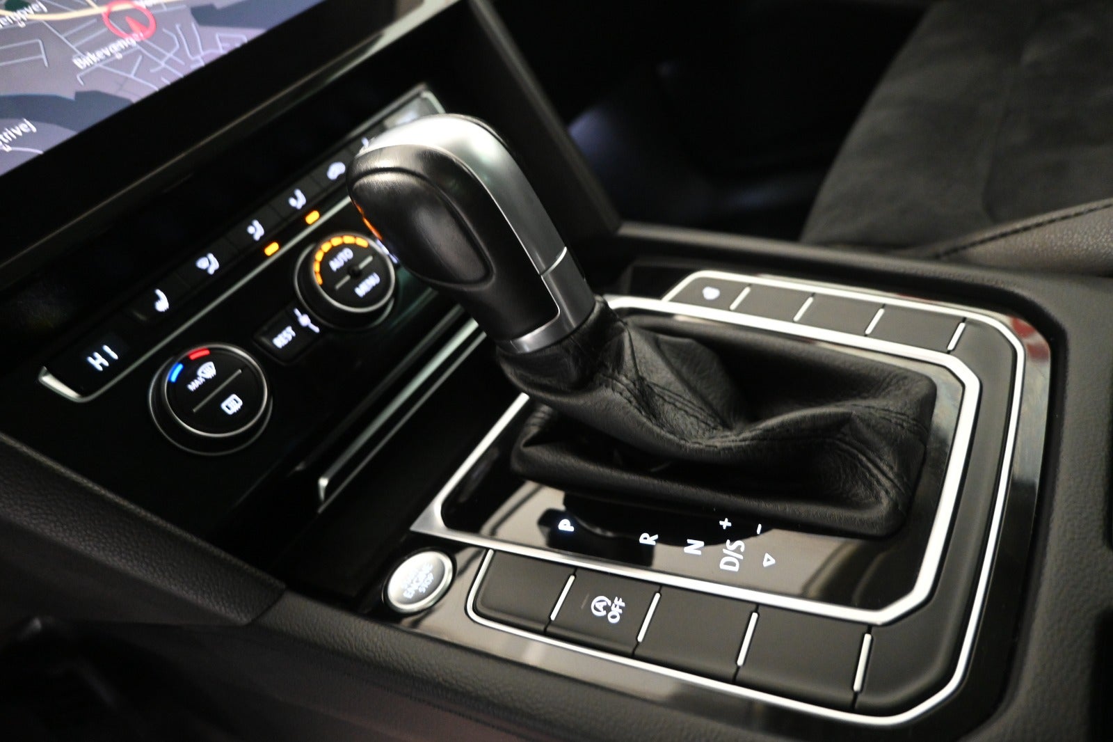 VW Passat TSi 150 R-line Variant DSG BMT