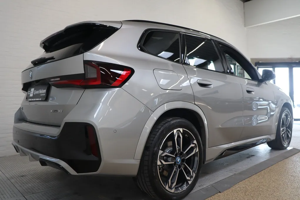 BMW iX1 xDrive30 M-Sport