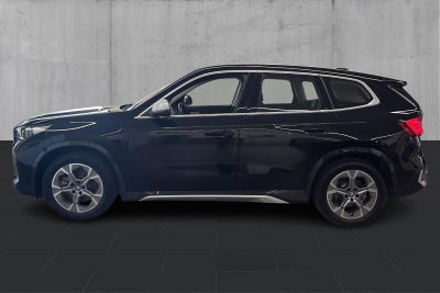 BMW iX1 xDrive30 X-Line - 1
