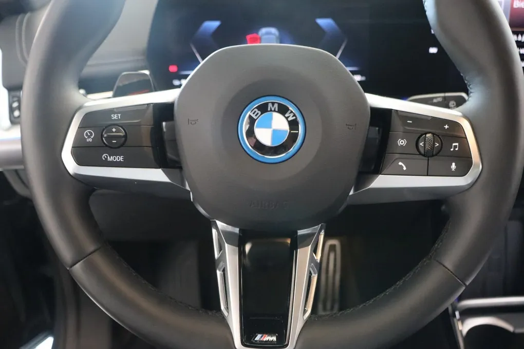 BMW iX1 xDrive30 M-Sport