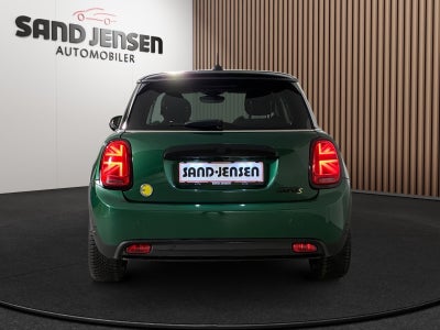 MINI Cooper SE Essential