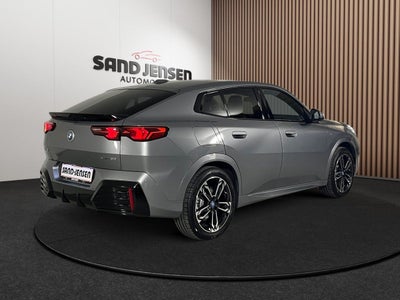 BMW iX2 xDrive30 M-Sport Van