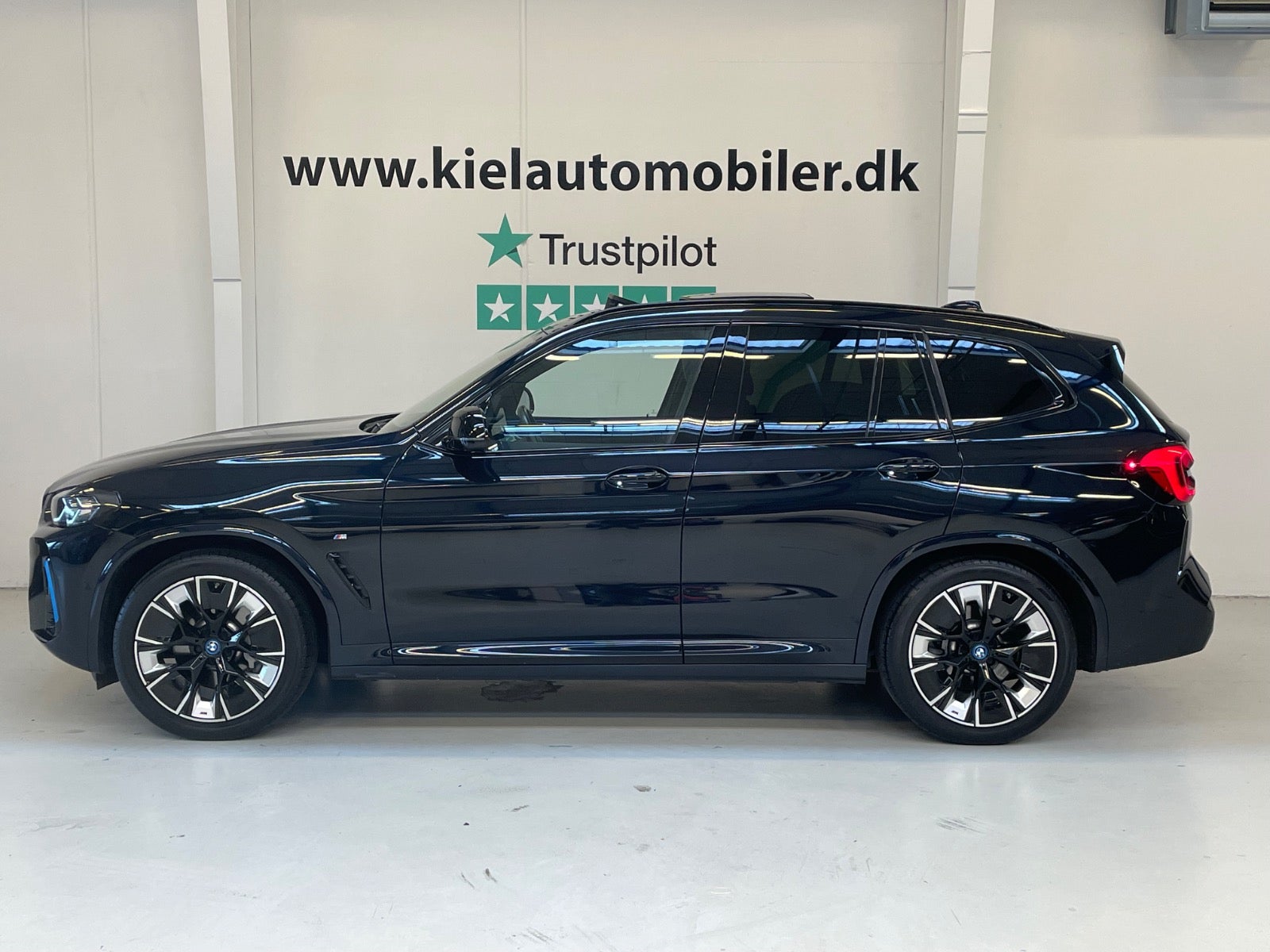 BMW iX3 Charged M-Sport