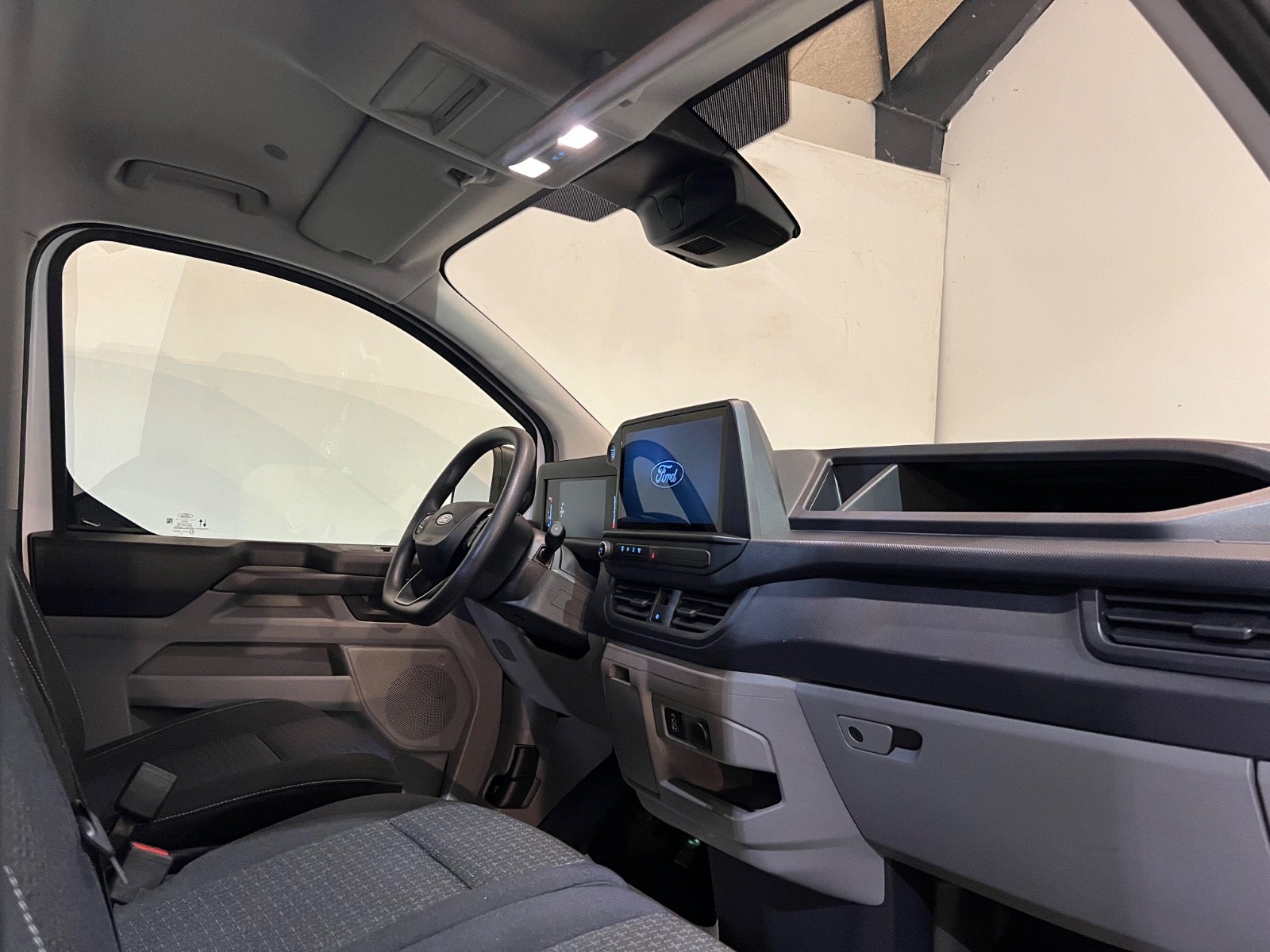 Ford Transit Custom 300L EcoBlue Trend aut.